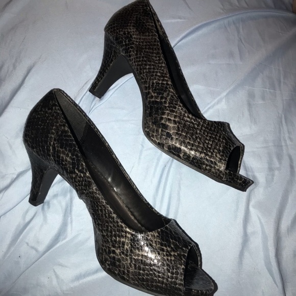 New Ella Black Snake print open toe heels size 13w - Picture 4 of 7